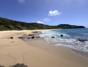 The Reef at Windward Bay Beach